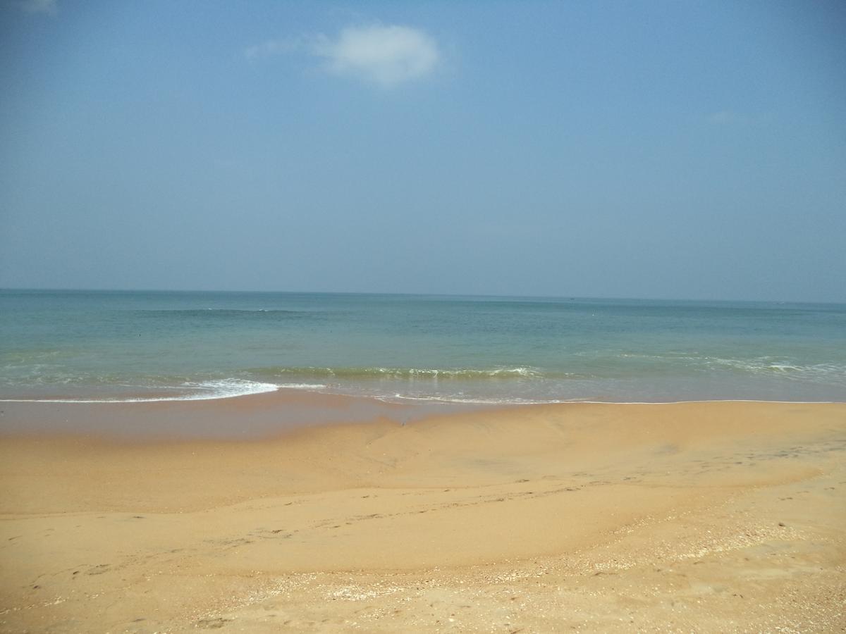 Saara Beach Hotel Marawila Ngoại thất bức ảnh
